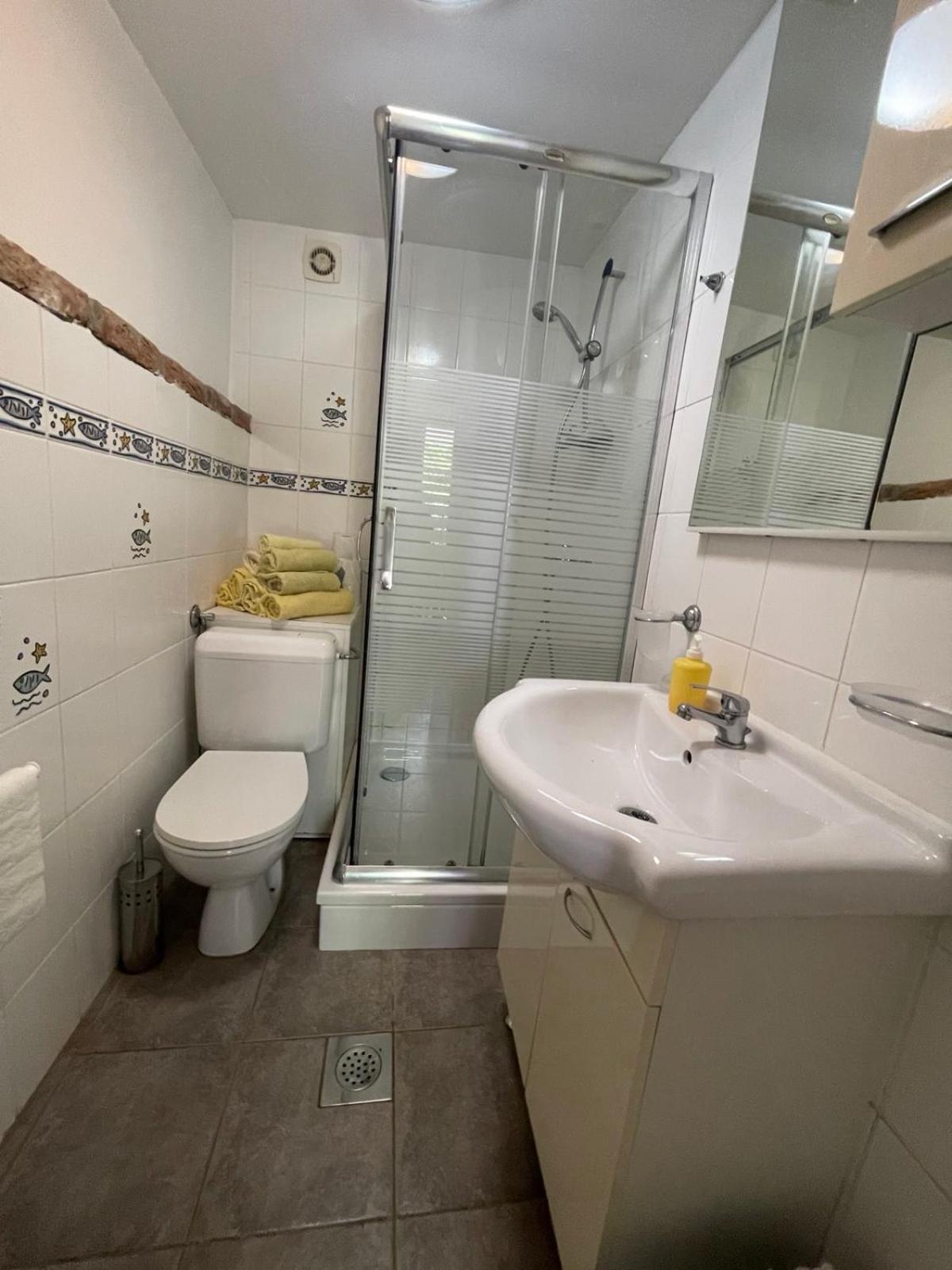 Apartment Kalikut Beli Quarto foto